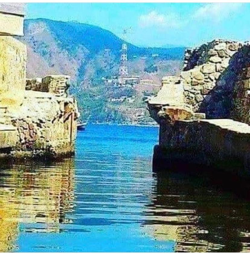 Tra Mare E Lago Torre di Faro 외부 사진