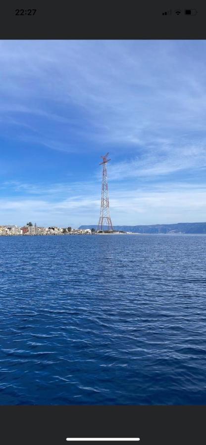 Tra Mare E Lago Torre di Faro 외부 사진